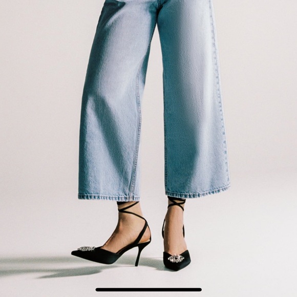 Zara embellished tied pumps - Picture 2 of 10